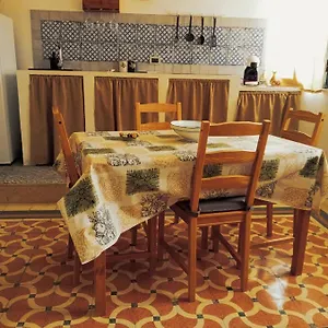 A Due Passi Dal Porto , Trapani Italia