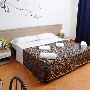מלון Hotel Centrale