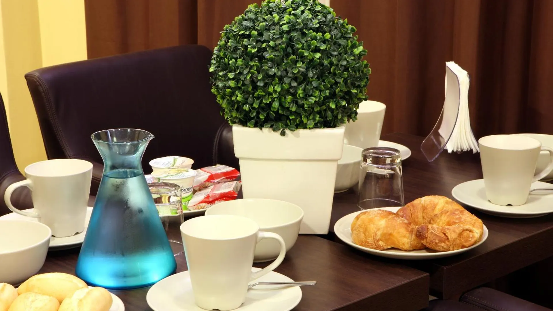 Hotel Ferton Milan