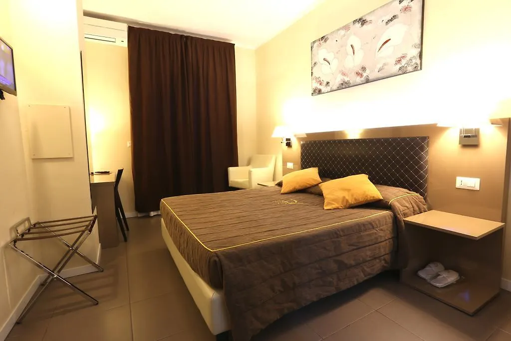 Hotel Ferton Milan 3*,