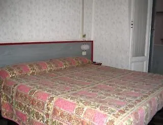Hotel Ferton Milan 3*,  Italy